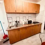 Ultracentral Big Flat Near The Opera Square P17